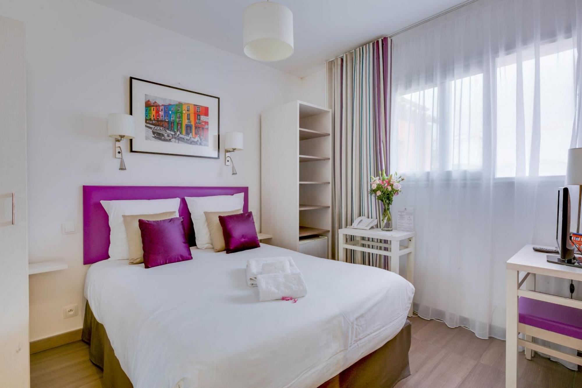 Casabella Hotel 3*