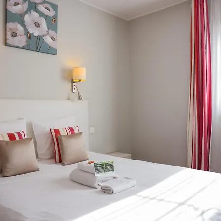 Hotel Casabella Cannes Mouans Sartoux Exterior photo