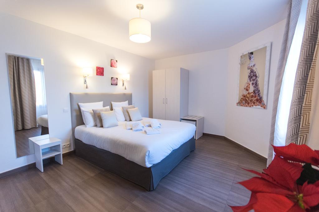 Casabella Hotel